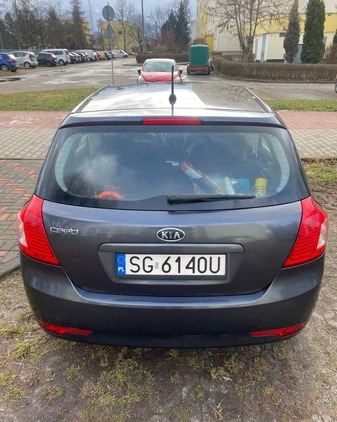 Kia Ceed cena 18900 przebieg: 220000, rok produkcji 2010 z Gliwice małe 79